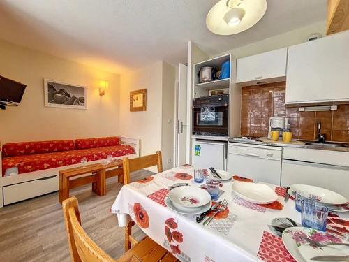 Studio Les Menuires, studio flat, 4 persons - photo_17729858993