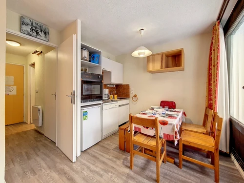 Studio Les Menuires, studio flat, 4 persons - photo_17729858993