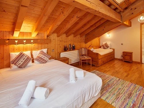Chalet Les Gets, 4 bedrooms, 9 persons - photo_19581437019