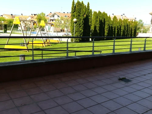 Apartamento Jaca, 4 dormitorios, 8 personas - photo_1011308329138