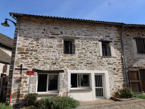 Gite Leynhac, 3 bedrooms, 5 persons - photo_1011328040910