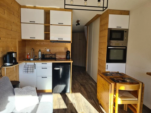 Estudio Isola 2000, estudio, 2 personas - photo_1011339271379