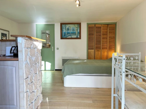 Apartment Bormes-les-Mimosas, studio flat, 2 persons - photo_1011339277231