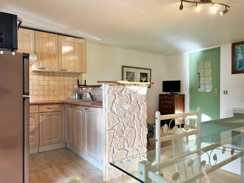 Apartment Bormes-les-Mimosas, studio flat, 2 persons - photo_1011339277231