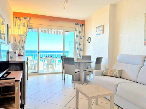 Apartment Le Lavandou, studio flat, 2 persons - photo_13071922359