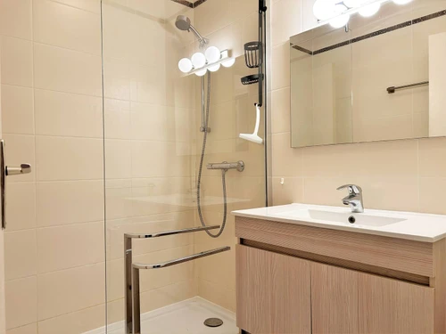 Appartement Le Lavandou, 2 pièces, 4 personnes - photo_12735877348