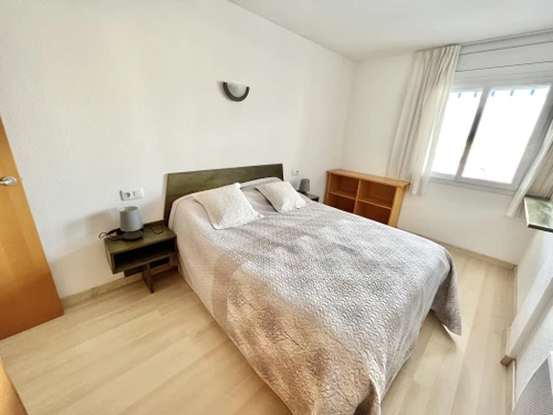 Apartment Roses, 2 bedrooms, 6 persons - photo_1011399474041