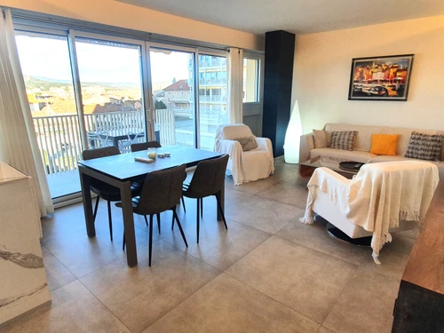 Apartment Sainte-Maxime, 2 bedrooms, 4 persons - photo_1011406095426