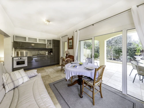 Apartment Saint-Aygulf, studio flat, 2 persons - photo_12805251784