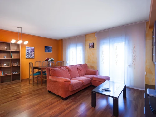 Apartment Lloret de Mar, 2 bedrooms, 6 persons - photo_19081745915