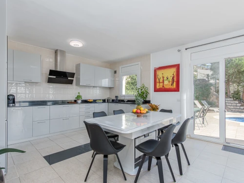 Villa Palau-saverdera, 5 pièces, 8 personnes - photo_1011461658412