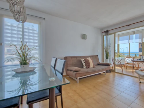 Ferienwohnung Calp, 2 Schlafzimmer, 4 Personen - photo_14207835185