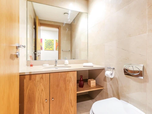 Apartment Lisbon, 4 bedrooms, 8 persons - photo_1011507855335