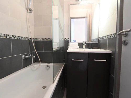 Apartment Saint-Raphaël, 2 bedrooms, 6 persons - photo_1011535936253