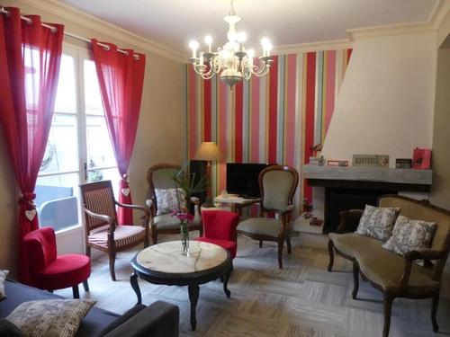 Gite Cravant-les-Côteaux, 5 bedrooms, 10 persons - photo_12518188882