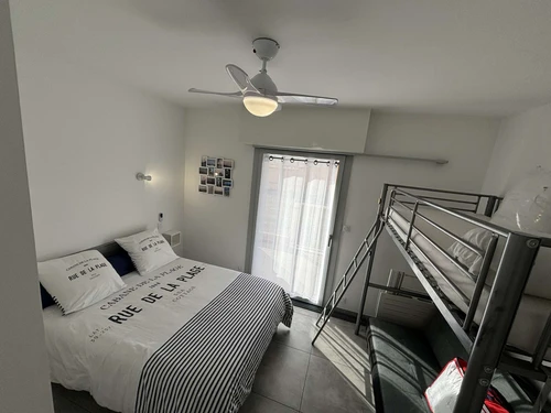 Apartamento Port-la-Nouvelle, 1 dormitorio, 4 personas - photo_1011561196136