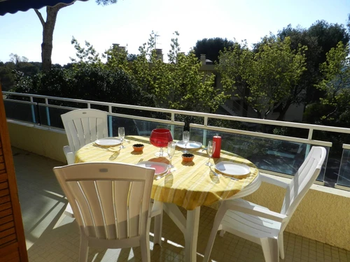 Apartamento Bormes-les-Mimosas, 2 dormitorios, 4 personas - photo_1011579048898