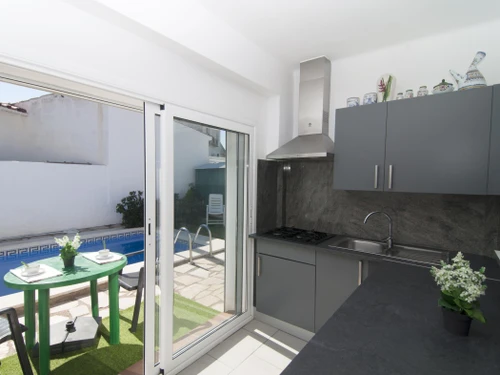 Villa L'Escala, 3 dormitorios, 6 personas - photo_1011582017058