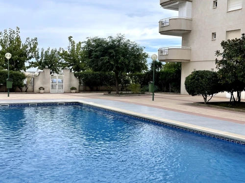 Apartamento La Pineda, 2 dormitorios, 6 personas - photo_1011582741371