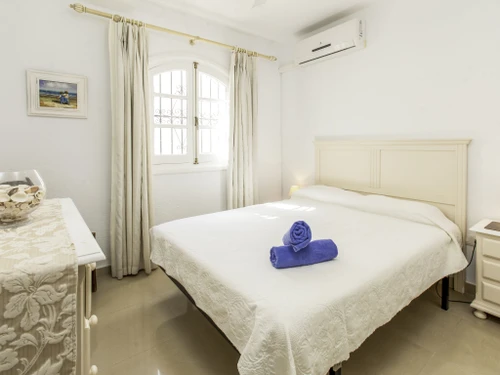 Casa Nerja, 2 dormitorios, 4 personas - photo_9757555413