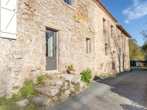 Gîte Mortagne-sur-Sèvre, 1 pièce, 2 personnes - photo_16412382335