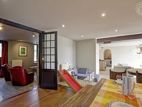 Casa rural Saint-Symphorien-de-Lay, 4 dormitorios, 12 personas - photo_1011519065839
