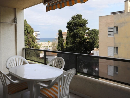 Apartment Torredembarra, 3 bedrooms, 4 persons - photo_18448323551