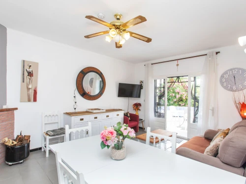 Casa L'Escala, 2 dormitorios, 4 personas - photo_1011600322574