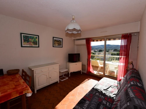 Apartment Bormes-les-Mimosas, 1 bedroom, 3 persons - photo_1011600351778