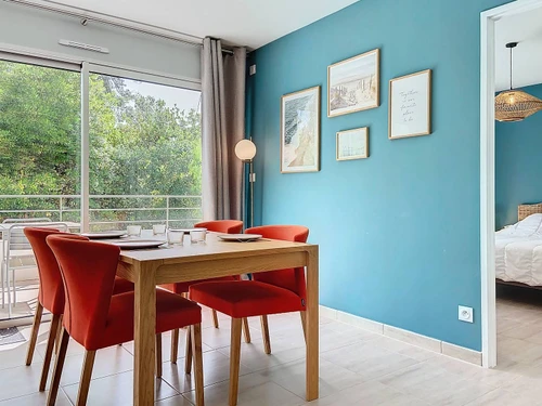 Apartment Saint-Cyr-sur-Mer, 2 bedrooms, 4 persons - photo_1011434484370