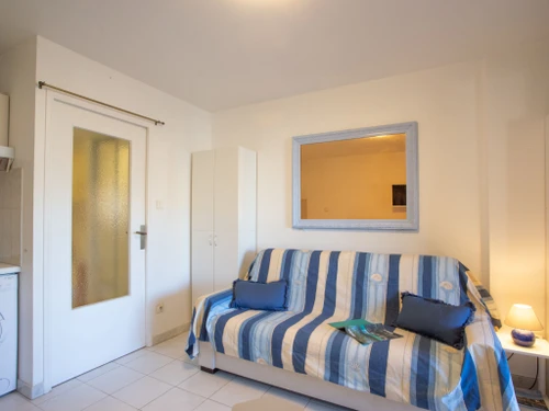 Apartment Hyères, studio flat, 3 persons - photo_1011422306127