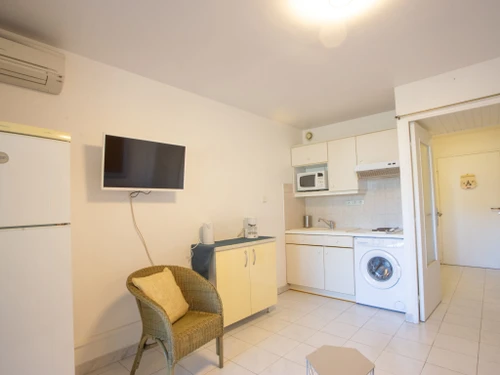 Apartment Hyères, studio flat, 3 persons - photo_1011422306127