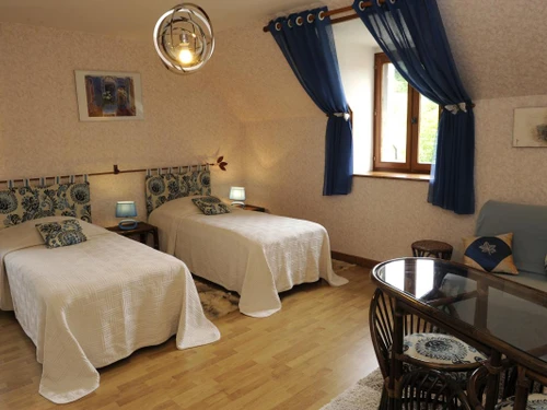 Gite Éguilly-sous-Bois, 3 bedrooms, 7 persons - photo_1011603295270