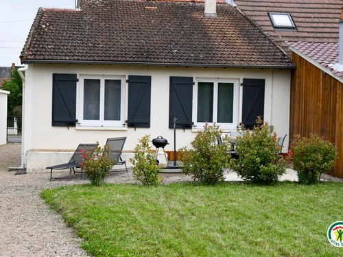 Gîte Villeneuve-sur-Allier, 3 pièces, 4 personnes - photo_17361543832