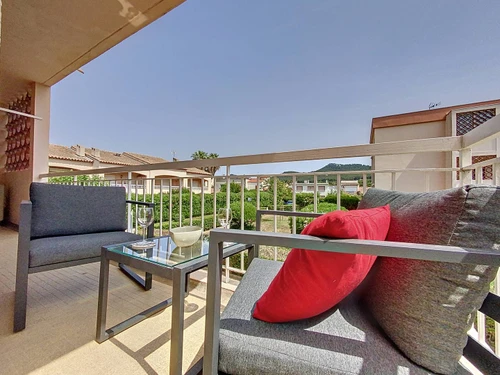 Apartment Saint-Cyr-sur-Mer, 2 bedrooms, 4 persons - photo_1011196801995