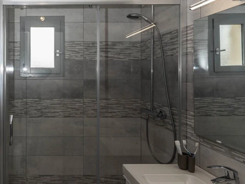 Appartement Le Lavandou, 2 pièces, 4 personnes - photo_1011600350582