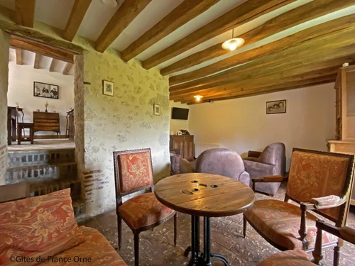 Gasthaus Saint-Martin-des-Pézerits, 4 Schlafzimmer, 8 Personen - photo_1011608551384