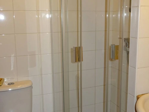 Apartment Les Gets, 5 bedrooms, 13 persons - photo_1011599272181