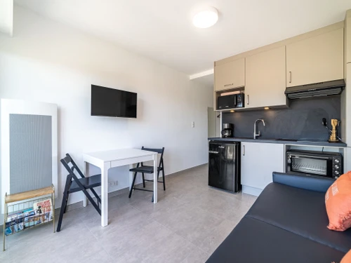 Apartment Le Lavandou, studio flat, 4 persons - photo_1011608447304