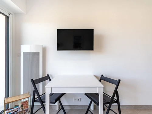 Apartment Le Lavandou, studio flat, 4 persons - photo_1011608447304