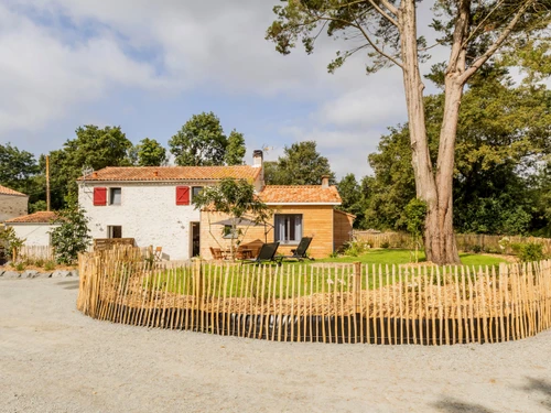 Gite Saint-Colomban, 4 bedrooms, 7 persons - photo_1011617062459