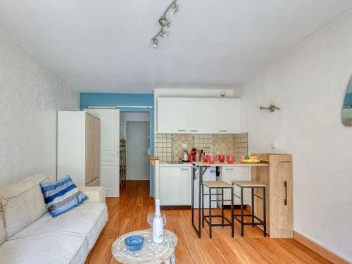 Apartment Saint Cyr sur Mer La Madrague, studio flat, 4 persons - photo_1011618414049
