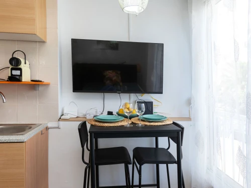 Apartamento La Pineda, estudio, 2 personas - photo_1011618568951