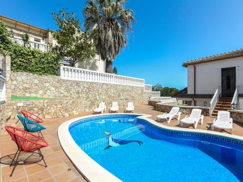 Villa Lloret de Mar, 6 bedrooms, 12 persons - photo_1011584421139