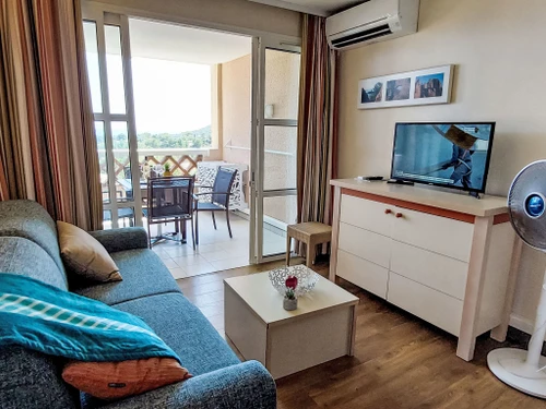 Apartment Saint-Raphaël, studio flat, 4 persons - photo_17351177623