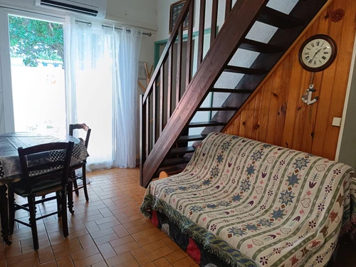 Apartment Saint-Cyprien, 2 bedrooms, 4 persons - photo_1011354071596