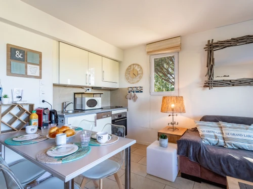 Apartment Gassin, 2 bedrooms, 5 persons - photo_1011606328727