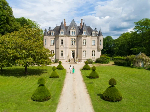 Gîte Vallon-sur-Gée, 9 pièces, 15 personnes - photo_19068063097