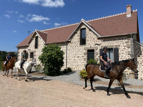 Gîte Ygrande, 2 pièces, 4 personnes - photo_18880327329