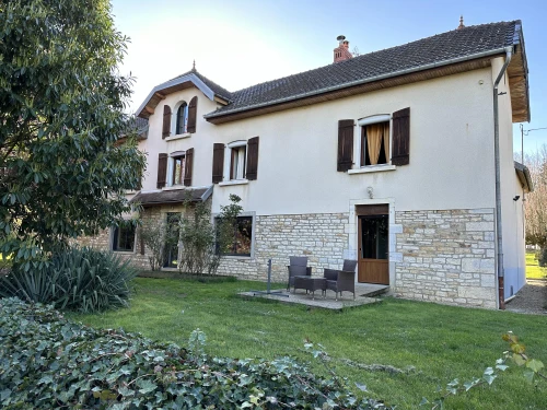 Gîte Fretigney-et-Velloreille, 7 pièces, 15 personnes - photo_1011648013340